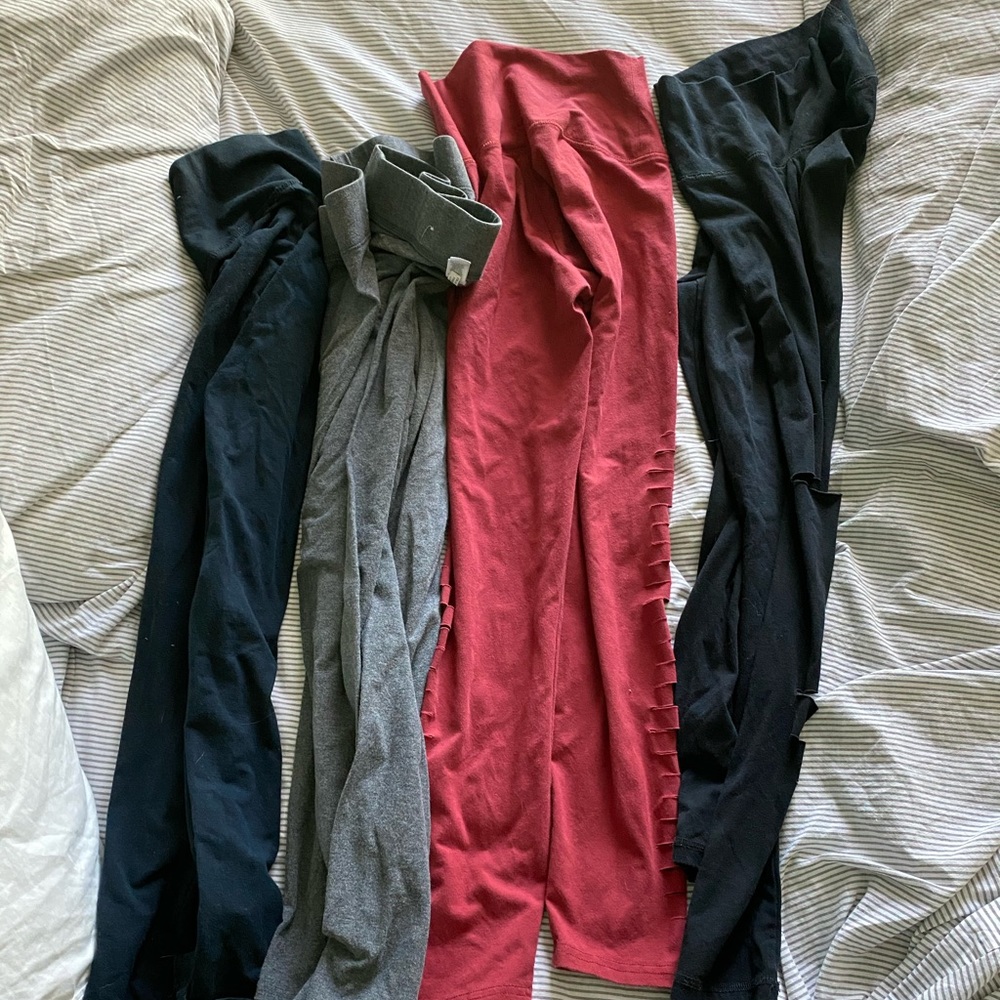 5 pairs of arie leggings